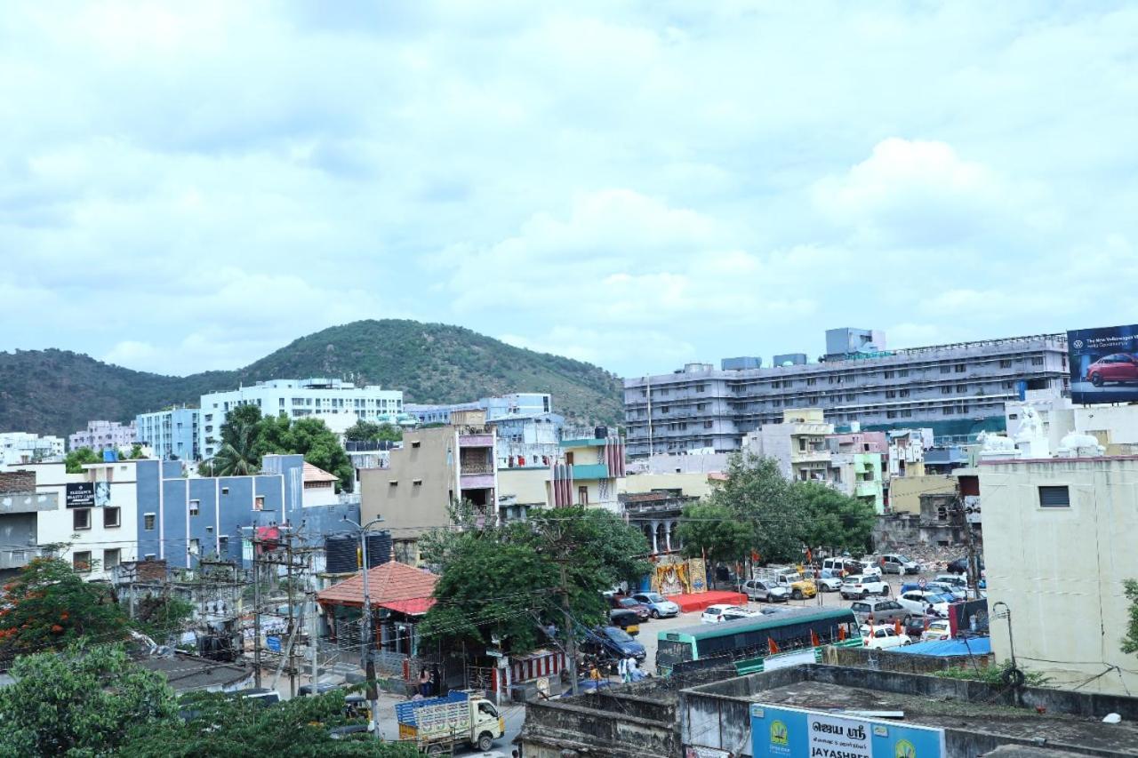 Babu Naidu Residency Apartment Vellore Exterior photo